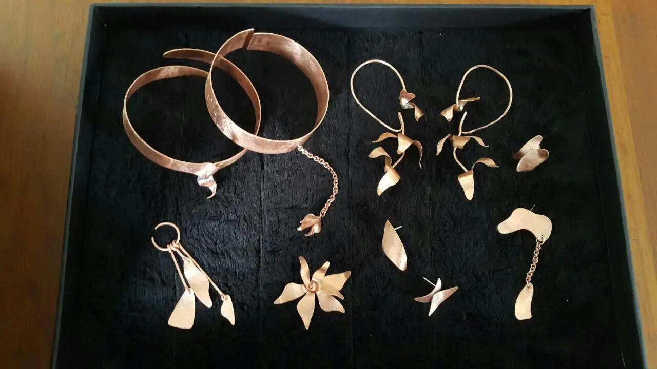 Bateeq Kelir jewelry development